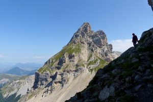 Randonnée vertige Dévoluy Garnesier accompagnateur montagne Hautes-Alpes