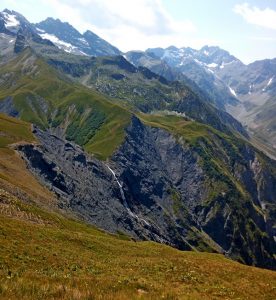 randonnée cascade Ecrins nature montagne Hautes-Alpes